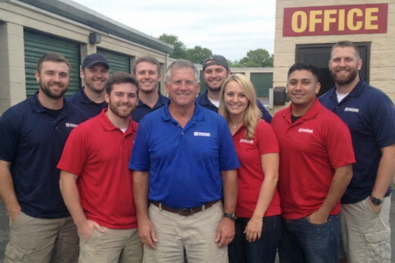 Water damage restoration professionals in Santa Ana, CA